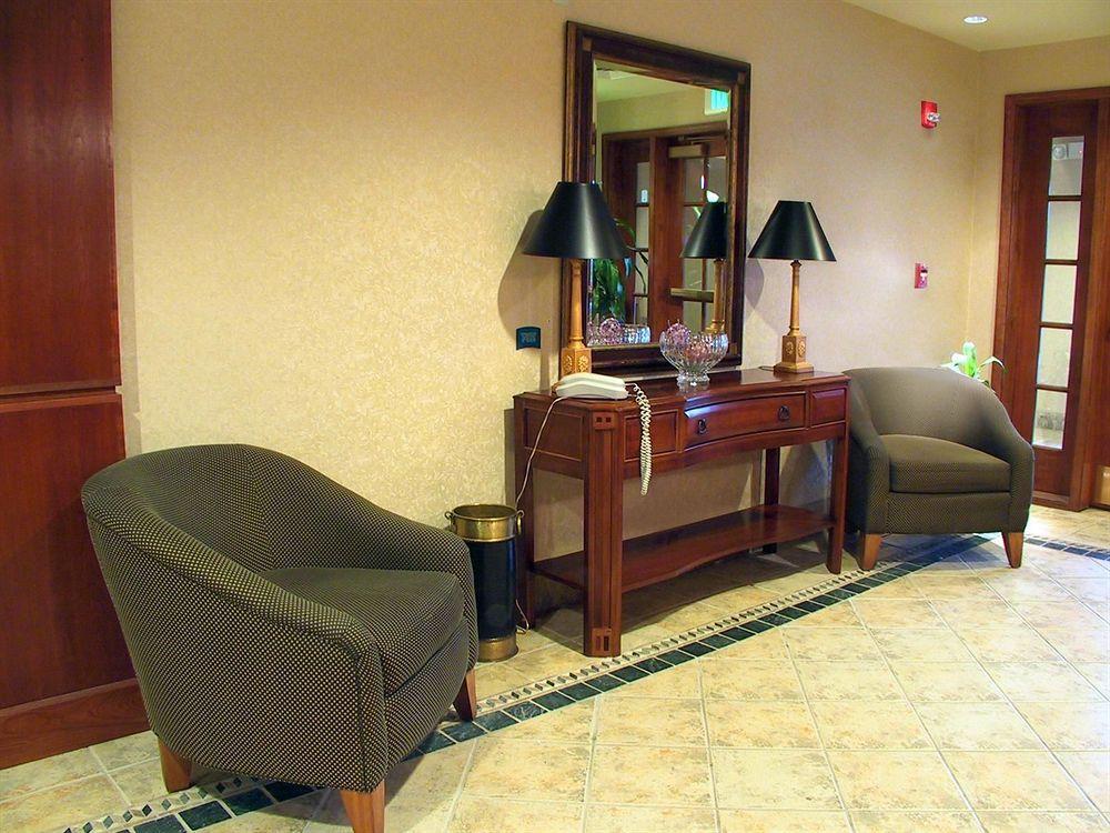 Staybridge By Ihg 3* Corning