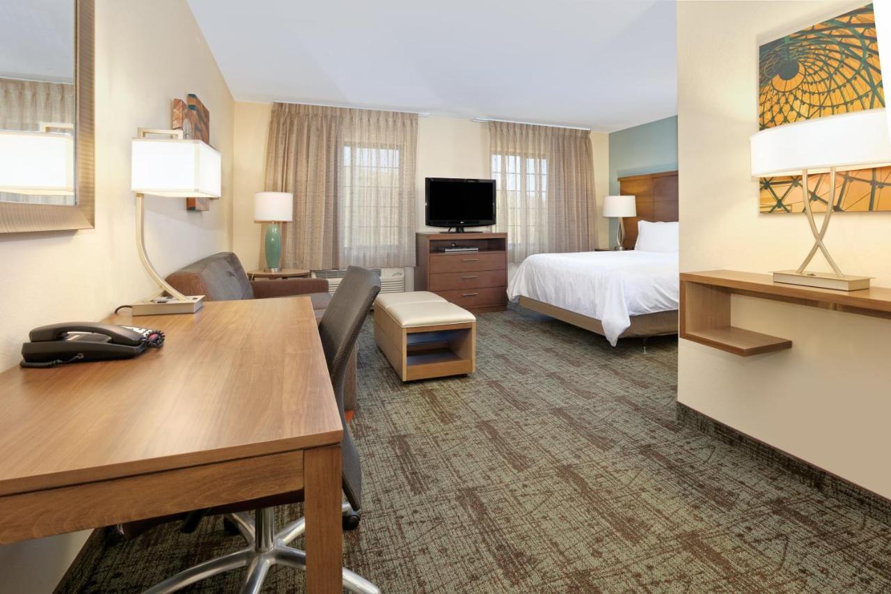Staybridge By Ihg Hotel 3*