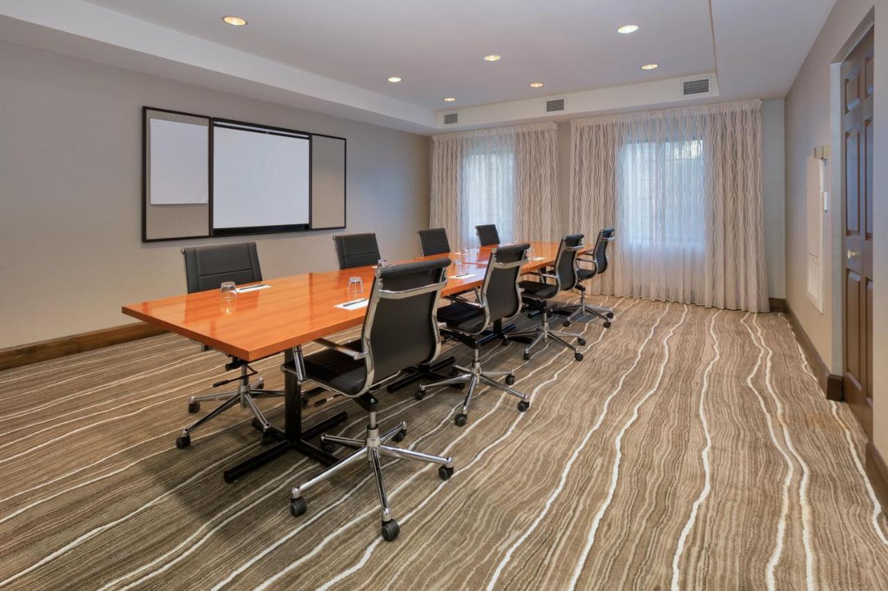 Staybridge By Ihg Corning