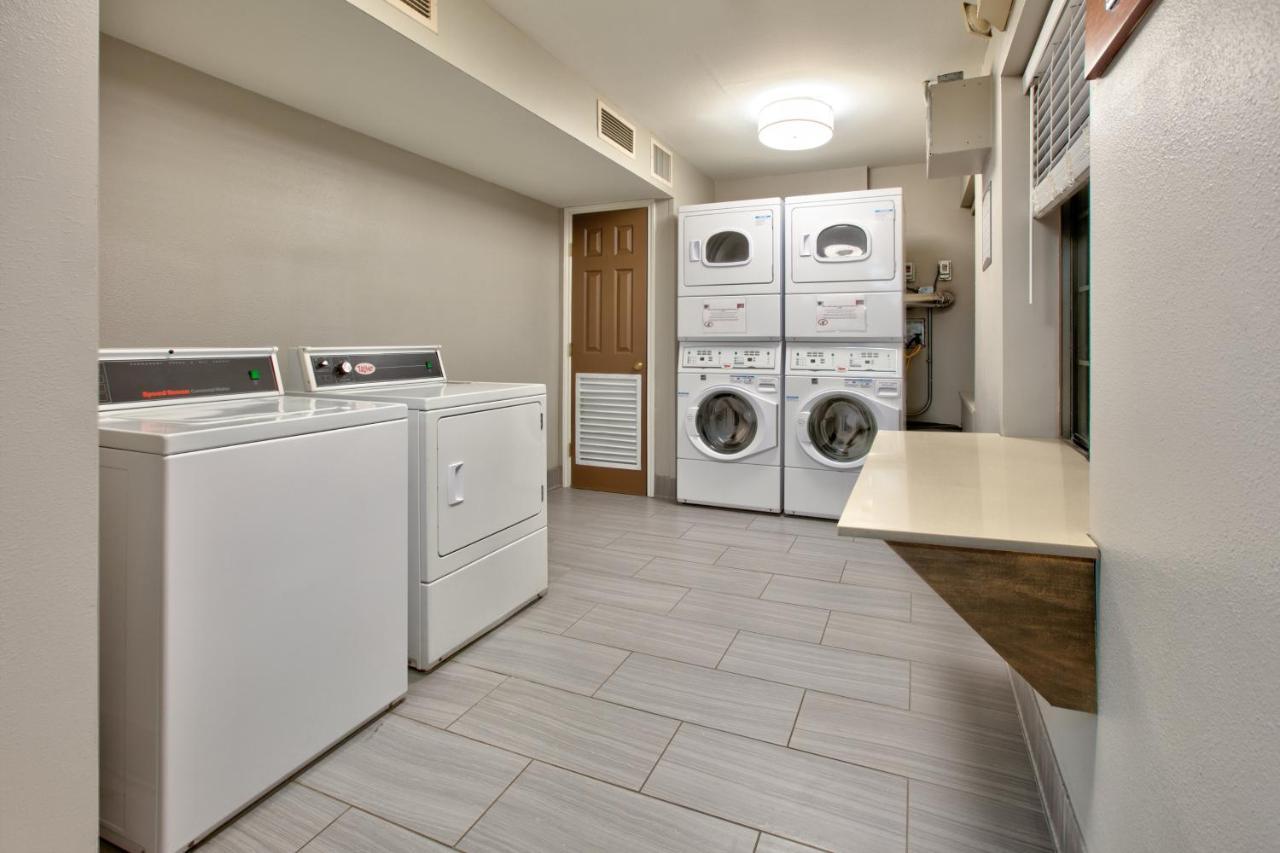 Staybridge By Ihg Hotel Corning